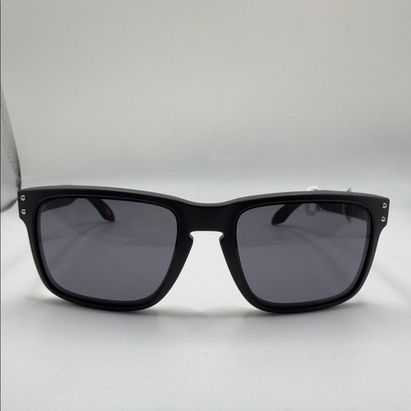 Oakley Other - Oakley Black Sunglasses OO9102 No Case